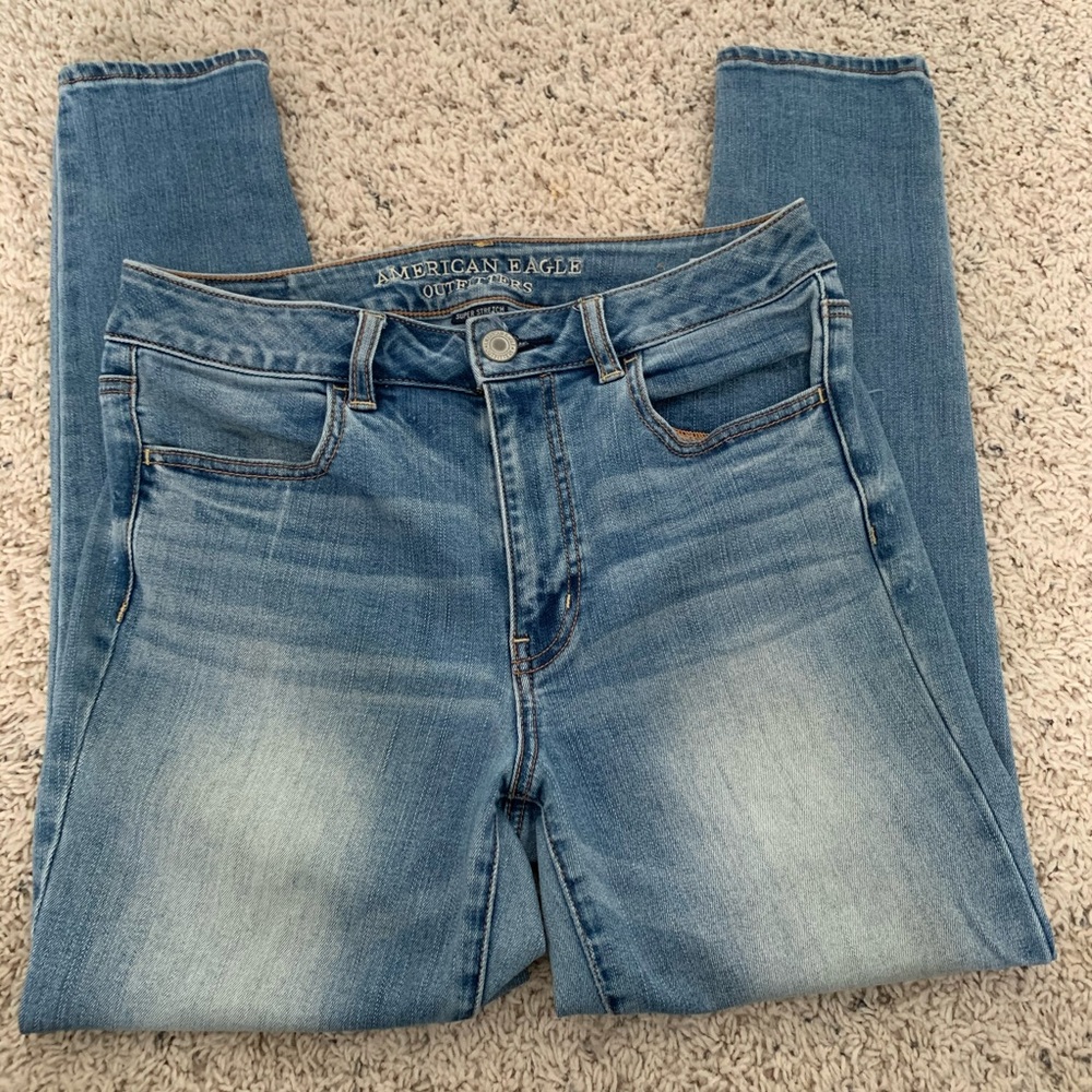 AE High Waist Jean